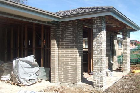 Property photo of 32 Supply Avenue Lurnea NSW 2170