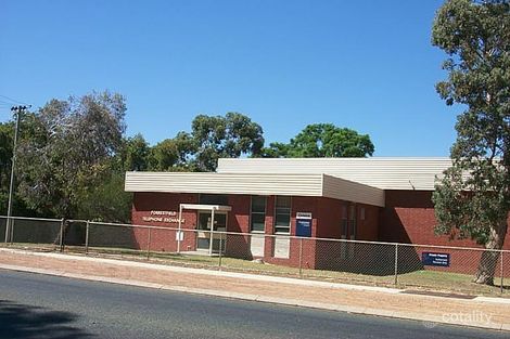 91 Hale Rd, Forrestfield, WA 6058