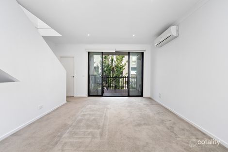 Property photo of 8 Steel Walk Maidstone VIC 3012