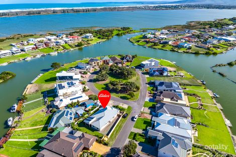 Property photo of 33 Prince Alfred Parade Hindmarsh Island SA 5214