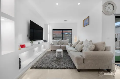 Property photo of 4 Harding Street Mickleham VIC 3064