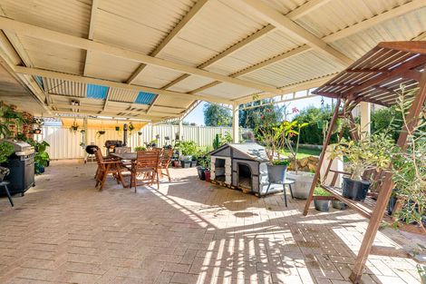 Property photo of 7 Likely Place Stratton WA 6056