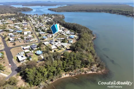 Property photo of 41 Coomba Road Coomba Park NSW 2428