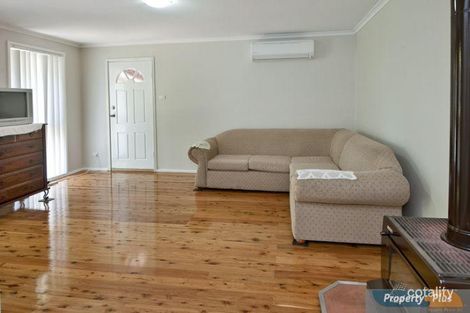 Property photo of 37 Shakespeare Drive St Clair NSW 2759