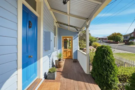 Property photo of 6 Liena Road Lindisfarne TAS 7015