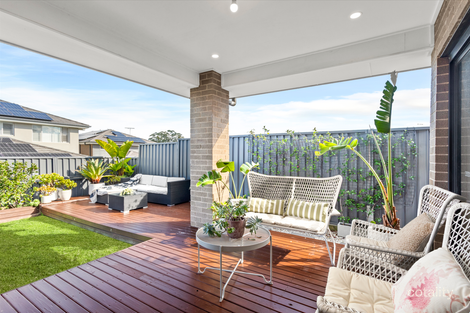 Property photo of 8 Queensbury Street Tallawong NSW 2762