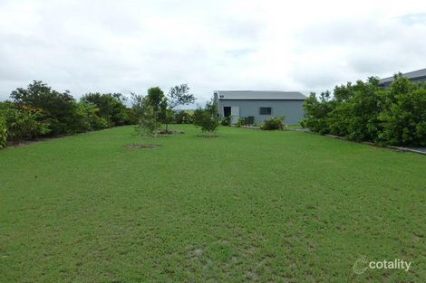 24 Jabiru St, Etty Bay, QLD 4858