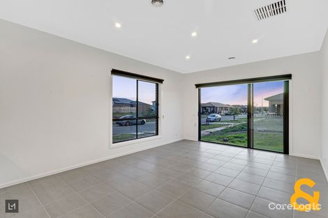 Property photo of 26 Girona Drive Clyde North VIC 3978