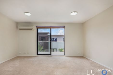 Property photo of 27/6 Gungahlin Place Gungahlin ACT 2912