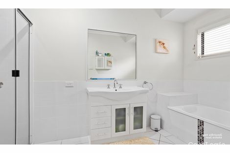 Property photo of 7 River Rose Drive Norman Gardens QLD 4701