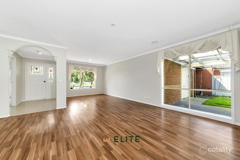 Property photo of 12 Buchan Green Pakenham VIC 3810