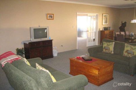Property photo of 36 Savannah Circuit Success WA 6164