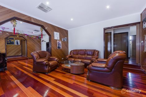 Property photo of 34 Chichester Drive Taylors Lakes VIC 3038
