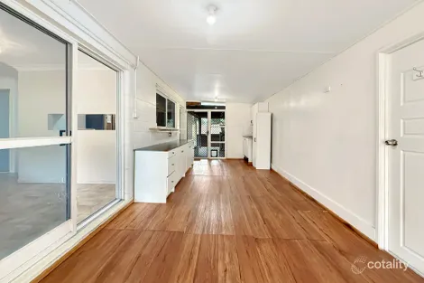 Property photo of 40 Gloucester Crescent Wulguru QLD 4811