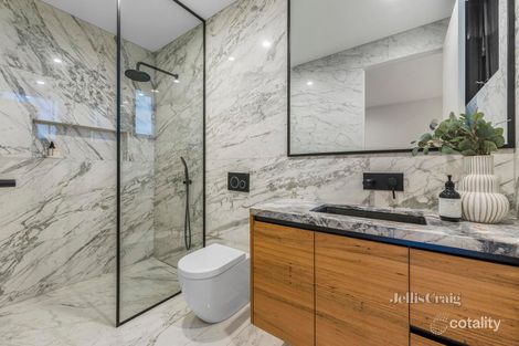 Property photo of 2/203 McKinnon Road McKinnon VIC 3204
