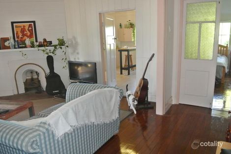 Property photo of 2/15 Gertrude Street Highgate Hill QLD 4101