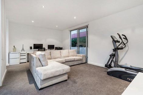 Property photo of 5 Eucalyptus Drive Maidstone VIC 3012