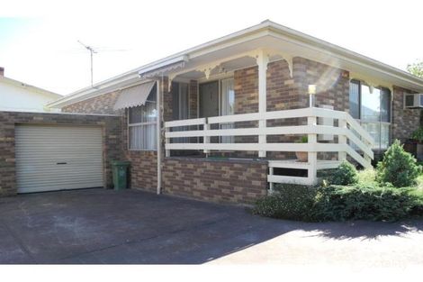 1/1a Evelyn Gr, Healesville, VIC 3777