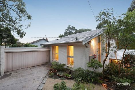 Property photo of 30 Summit Crescent Ringwood North VIC 3134