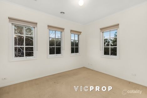 Property photo of 10/207 Reynolds Road Doncaster East VIC 3109