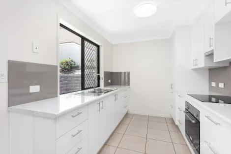 2/39 Power St, Yeppoon, QLD 4703