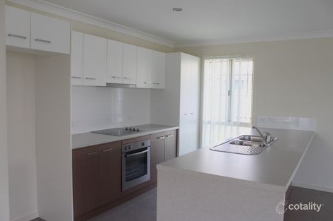 73 Scarborough Cct, Blacks Beach, QLD 4740