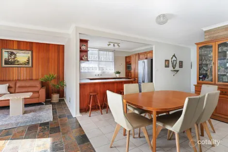 42 Williams Cres, Russell Vale, NSW 2517