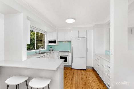 Property photo of 8 Tilba Place Yarrawarrah NSW 2233