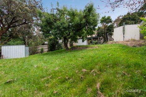 32 Felix Cres, Ringwood North, VIC 3134
