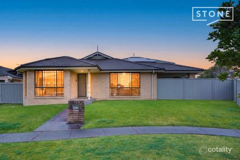16 Ryan Cl, Woongarrah, NSW 2259