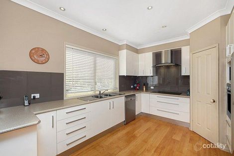 Property photo of 5 Waterview Crescent Tascott NSW 2250