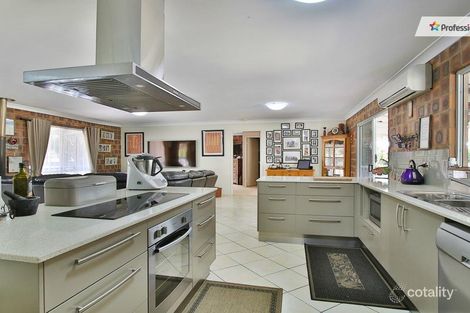 Property photo of 24-26 Coalstoun Court Munruben QLD 4125