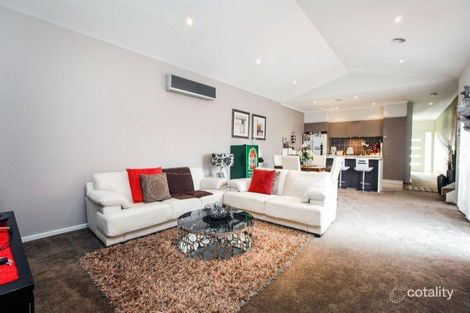 Property photo of 53 Callista Circuit Taylors Hill VIC 3037