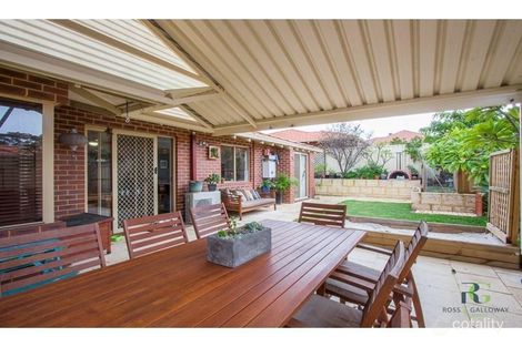 2/26 Mckimmie Rd, Palmyra, WA 6157