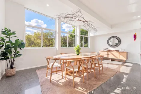 Property photo of 35 Koppen Terrace Mooroobool QLD 4870