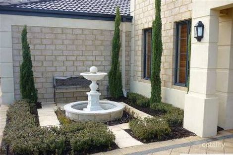 Property photo of 57 Discovery Circuit Iluka WA 6028