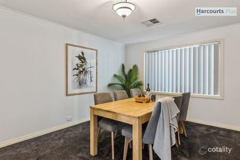 Property photo of 4 Nevarc Mews Hallett Cove SA 5158