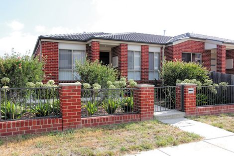 Property photo of 19 David Miller Crescent Casey ACT 2913