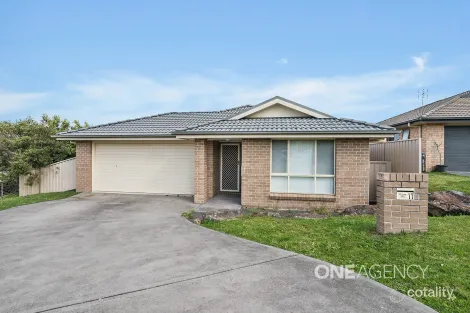 Property photo of 11 Christiana Close West Nowra NSW 2541