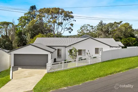 2 Poplars Ave, Bateau Bay, NSW 2261