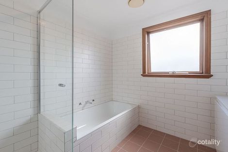 Property photo of 1B Holywood Grove Carnegie VIC 3163