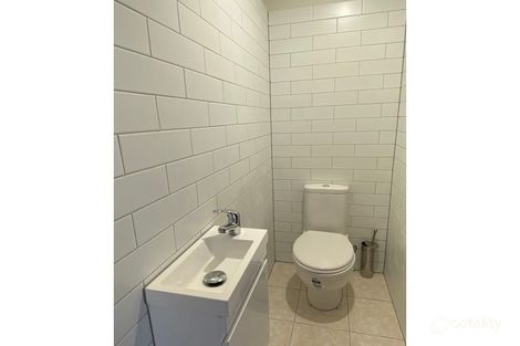 Property photo of 1B Holywood Grove Carnegie VIC 3163