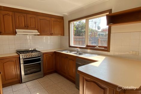 Property photo of 1B Holywood Grove Carnegie VIC 3163