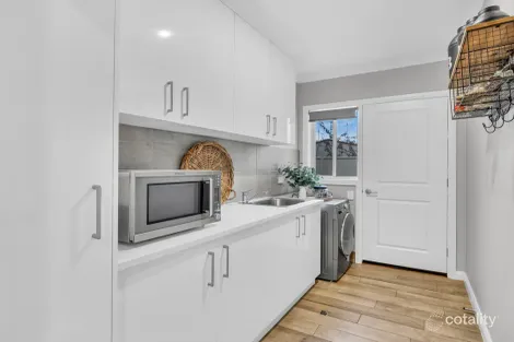 Property photo of 6 Dalwhinnie Drive Wangaratta VIC 3677