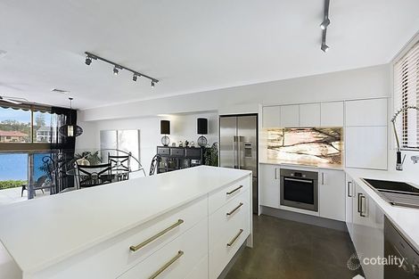 Property photo of 28/7 Campbell Street Bundall QLD 4217