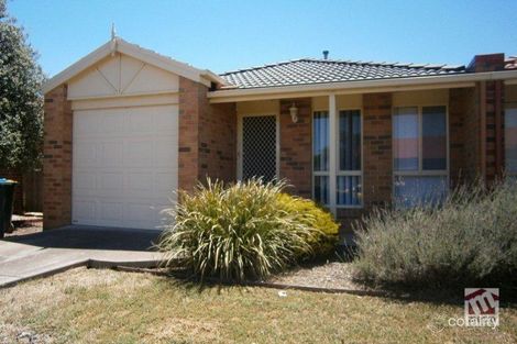 Property photo of 21 Rutman Close Werribee VIC 3030