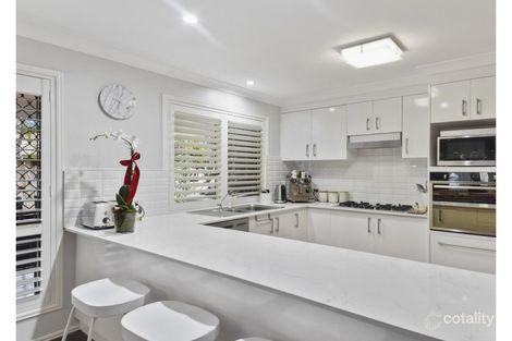 Property photo of 11 Manitoba Place Wavell Heights QLD 4012
