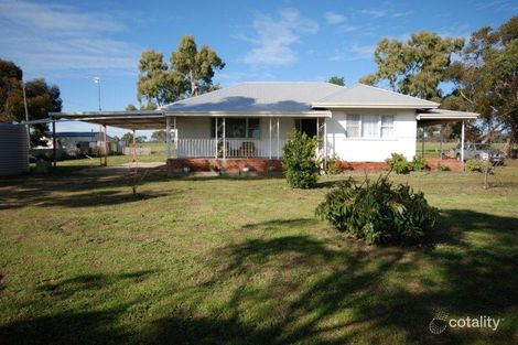 880 Popanyinning East Rd, East Popanyinning, WA 6309