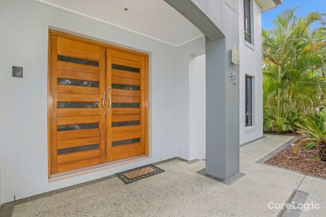 Property photo of 43 Calmwater Crescent Helensvale QLD 4212