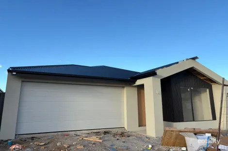 47 Northstowe Cres, Strathtulloh, VIC 3338